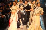 Sonam Kapoor at IIJW Day 5 Grand Finale on 23rd Aug 2012 (18).JPG